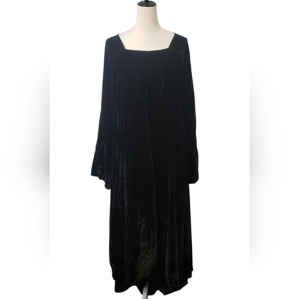 Women's Black Velvet Square Neck High Low Maxi Dress Witchy Goth Victorian